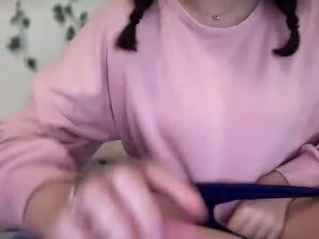 webcam girl gia_is_horny live cam image #8713181