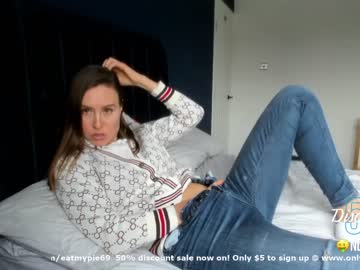 webcam girl eatmypie69 live cam image #1320059