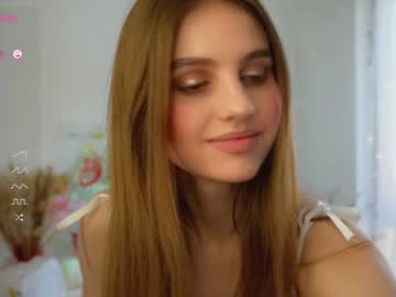 webcam girl fluffy_angel live cam image #10366251
