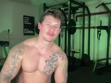 webcam man browneyedmuscleboy32 live cam image #10502543
