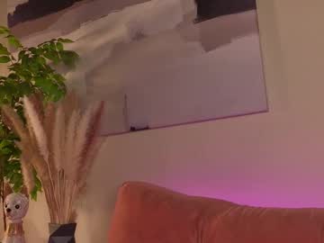 webcam girl falinecrosthwaite live cam image #12962868
