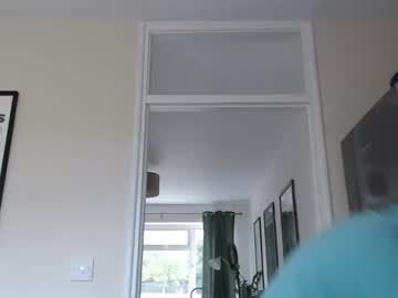 webcam man camdoattitude live cam image #10287443