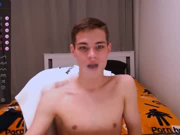webcam man brad_bert live cam image #7047514