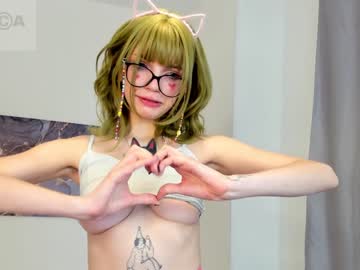 webcam girl lisa_milkis live cam image #4481768