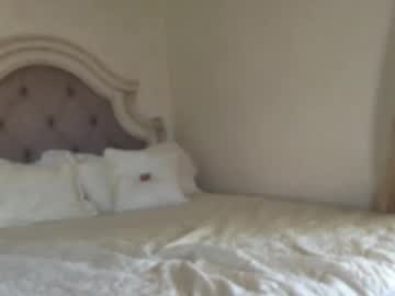 webcam girl littlegreekflower live cam image #9982453
