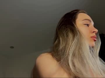 webcam girl tatti_1 live cam image #12849151