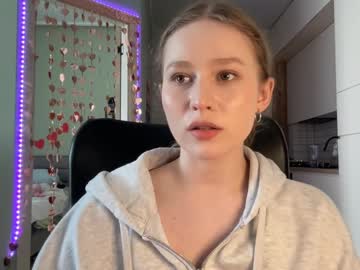 webcam girl whoisalisa live cam image #12623239