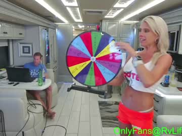 webcam girl rvlifebarbie live cam image #1937733