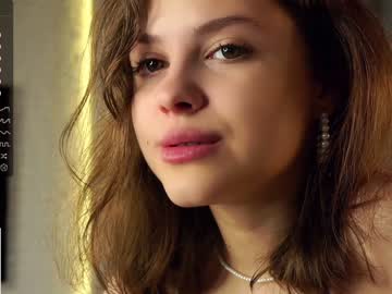 webcam girl a_whole_eternity live cam image #9208341