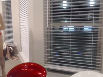 webcam tranny bigdicktrannynicole live cam image #2140590