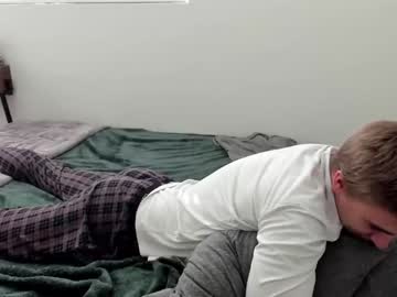 webcam man collegeboiaz live cam image #8006528
