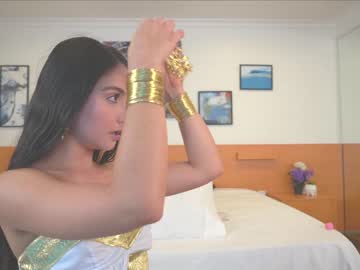 webcam girl camilitasu live cam image #2634174
