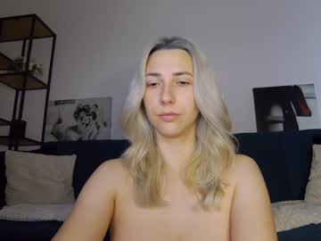 webcam girl allayah live cam image #12244561