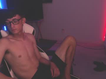 webcam man 18yrboyhot live cam image #7357319
