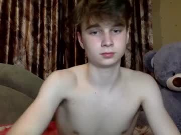 webcam man zloy_zayka live cam image #2780431