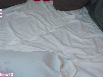 webcam couple emiliacourtney live cam image #8843547