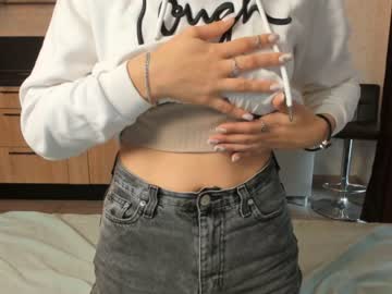 webcam girl evangelinagini live cam image #3845310