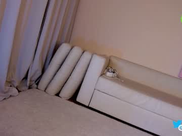 webcam girl hollyextra live cam image #7181480