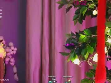 webcam girl lissa_meooow live cam image #11901243