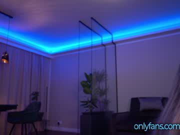 webcam girl aalliss live cam image #824765