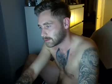 webcam man greyjoggers live cam image #3964272