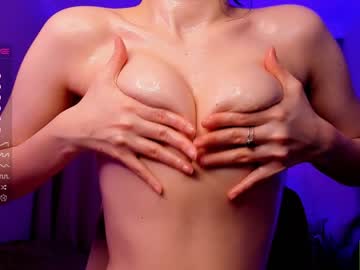 webcam girl amandamedrano live cam image #5244796