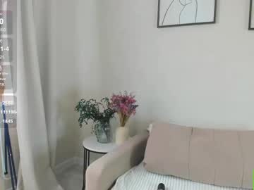 webcam girl large_ocean live cam image #13049682