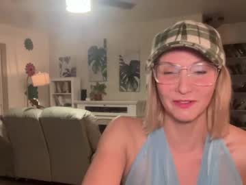 webcam girl kaileeshy live cam image #7147015