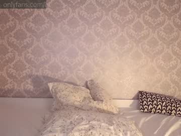 webcam girl lillpio live cam image #420532