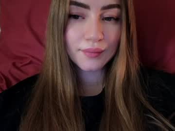 webcam girl strawberryjamx live cam image #8071880