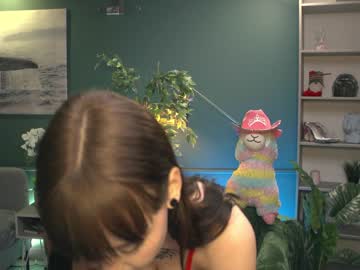 webcam girl ella_knockers_xl live cam image #2208692
