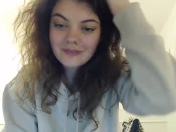 webcam girl ocean_eyess_ live cam image #2061792
