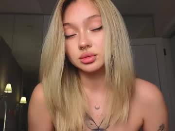 webcam girl baby_adele live cam image #10516992