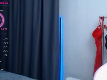webcam girl julia_sweetiest_passion live cam image #7196681