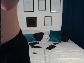 webcam man 620two live cam image #5349428