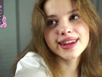 webcam girl a_whole_eternity live cam image #9929466