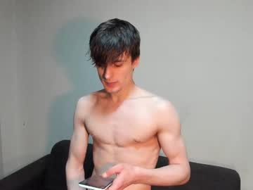 webcam man skinnyguywithbigd live cam image #12038538