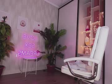 webcam girl hi_teika live cam image #3149100