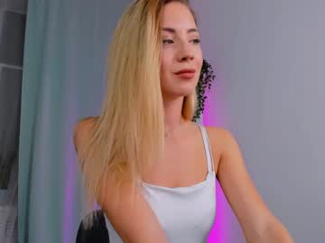 webcam girl emmi_rosee live cam image #4405414