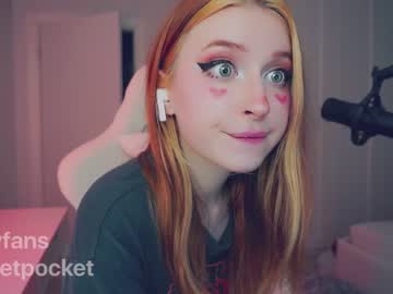 webcam girl pocketrocket_ live cam image #1656952