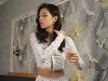 webcam girl alicepreuoston live cam image #12204042