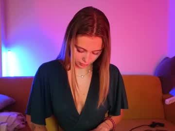 webcam couple i_see_aysi live cam image #9615699