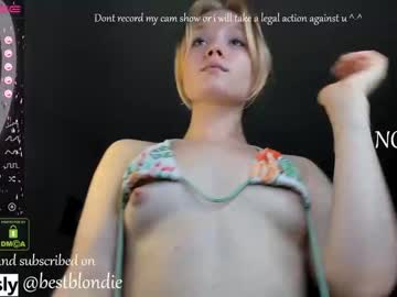 webcam girl bestblondiiecb live cam image #3236073