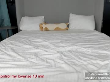 webcam girl carolinaherera live cam image #8350957