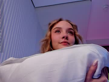 webcam girl lissa_meooow live cam image #8621848