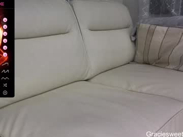 webcam girl graciously3333 live cam image #9594140
