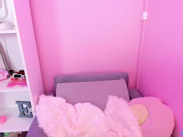 webcam girl little_effy18_ live cam image #12239110