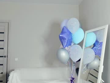 webcam girl scarlett_711 live cam image #1602081
