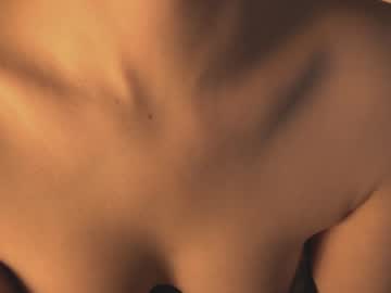 webcam girl bibi_it_is live cam image #692917