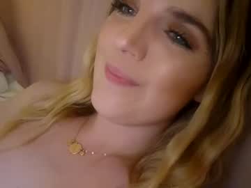 webcam girl hockeywife live cam image #5718457
